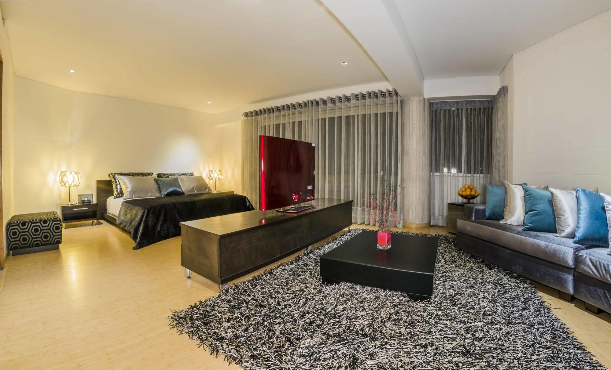 Hotel Egina Medellín Kültér fotó